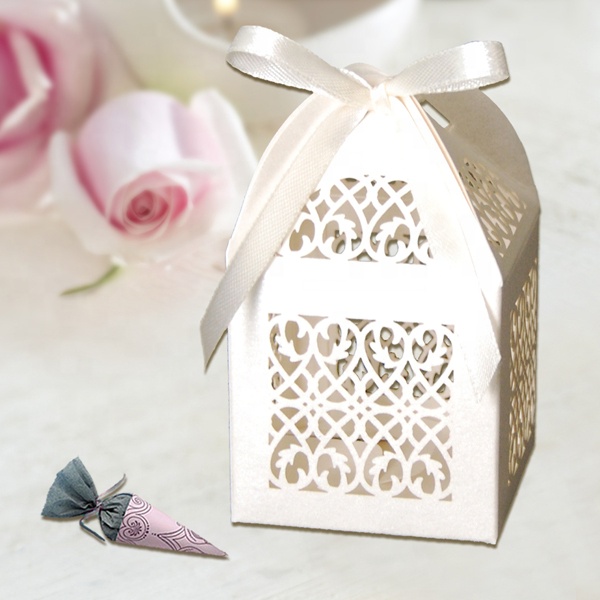 Romantic paper craft birthday favor box for chocolate candy packing